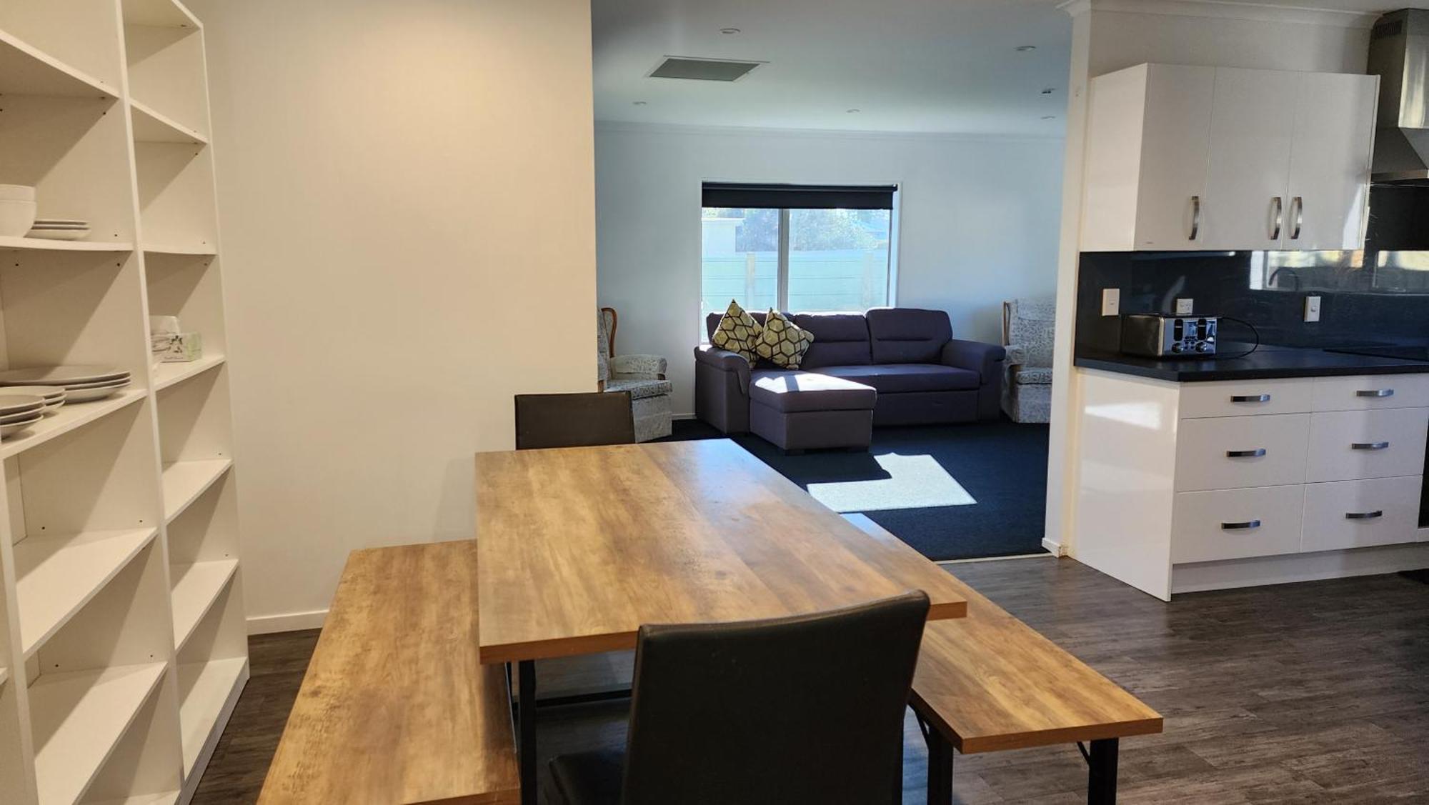 Oaktree Entire Holiday Home, Sleeps 8 To12 Rotorua Buitenkant foto