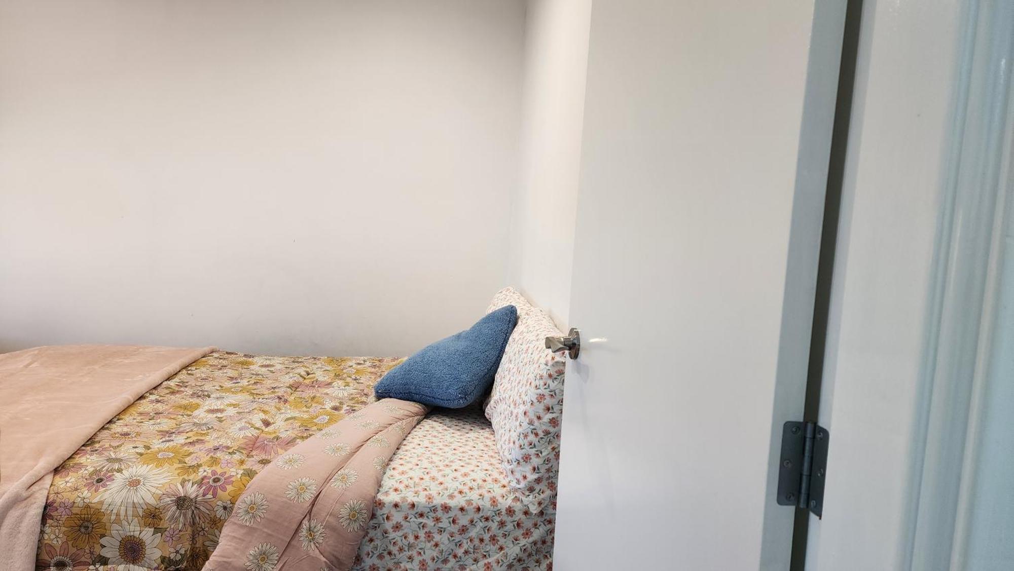Oaktree Entire Holiday Home, Sleeps 8 To12 Rotorua Buitenkant foto